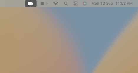 Cliquez sur l'icône FaceTime dans la barre de menus sur MacBook